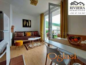 Na prodaju jednosoban stan sa pogledom na more Djenovici Herceg Novi